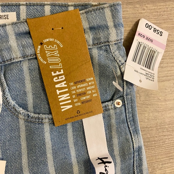 Kensie Vintage Luxe high rise shorts, denim striped, size 6 /28 - Picture 4 of 5